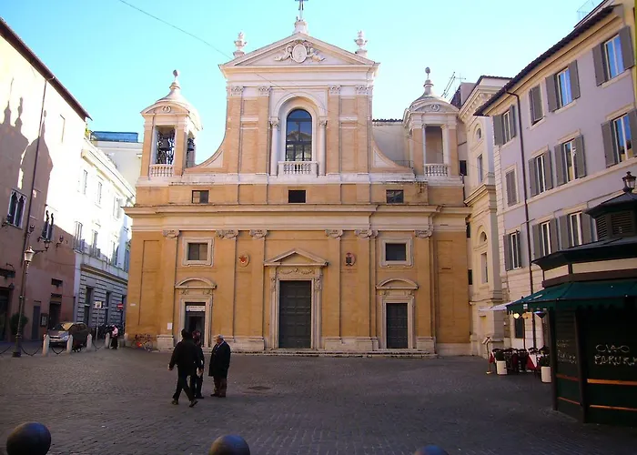 Little Queen Pantheon Rzym